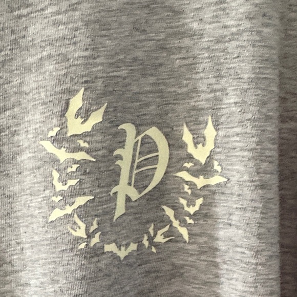 PINK Victoria Secret Halloween Ghouls Top - Picture 4 of 5